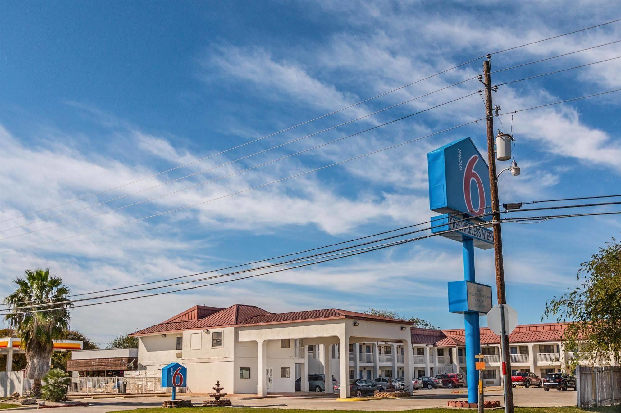 Motel 6-San Marcos, Tx - North Ngoại thất bức ảnh